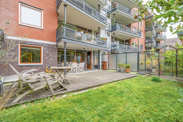 Medium property photo - Hengeveldstraat 82, 3572 KJ Utrecht